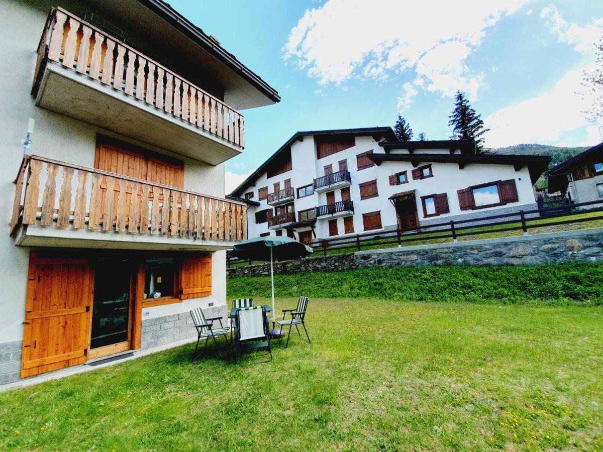 La Casa Di Matilde - Trilocale Vicinissimo Alle Piste Da Sci La Thuile Exterior foto