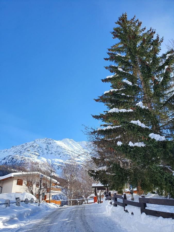 La Casa Di Matilde - Trilocale Vicinissimo Alle Piste Da Sci La Thuile Exterior foto
